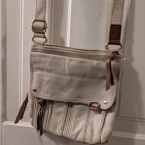Fossil Explorer Cream Crossbody Shoulder Bag with Brown Accents